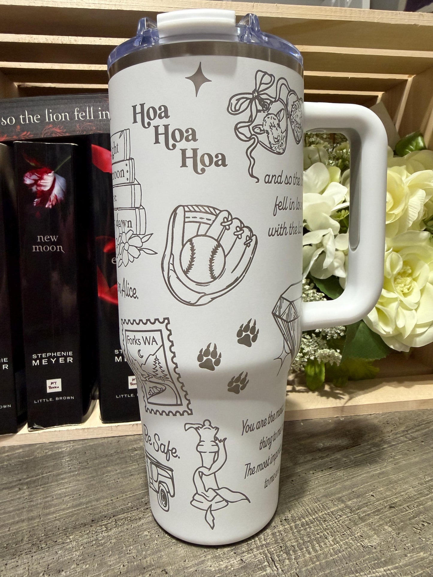 Twilight Inspired 40oz Engraved Tumbler with Handle – Bookish Gift – “And So the Lion Fell in Love with the Lamb”