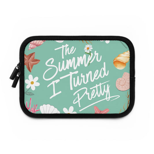 The Summer I Turned Pretty Laptop Sleeve | TSITP Laptop Sleeve | Cousins Beach Aesthetic with Shells & Daisies